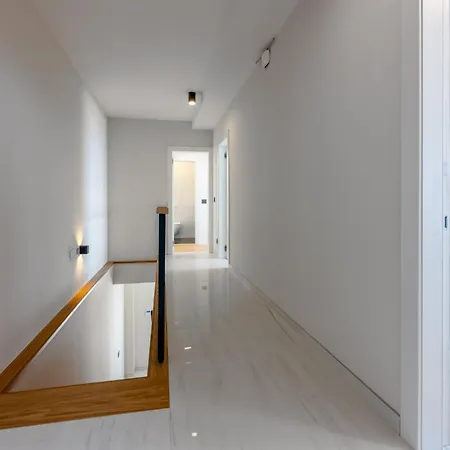Carolea Villa *