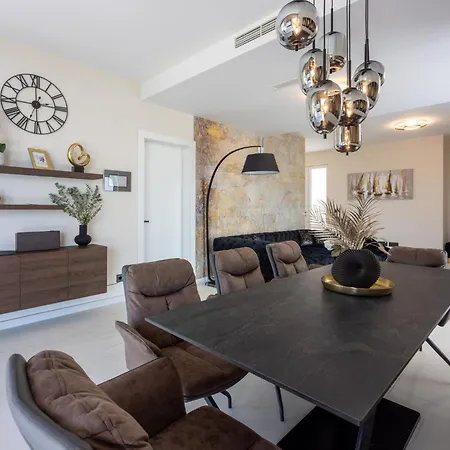Carolea Villa *