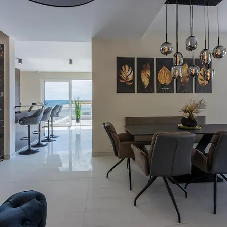 וילה Carolea קריקווניצה