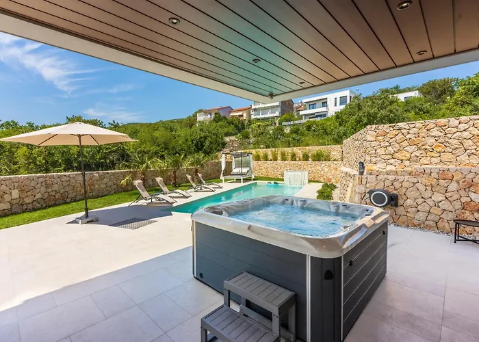 Carolea * Crikvenica