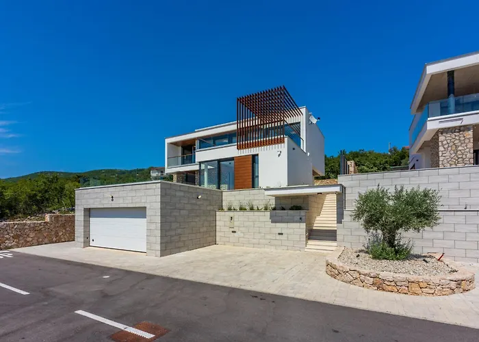 Carolea * Crikvenica